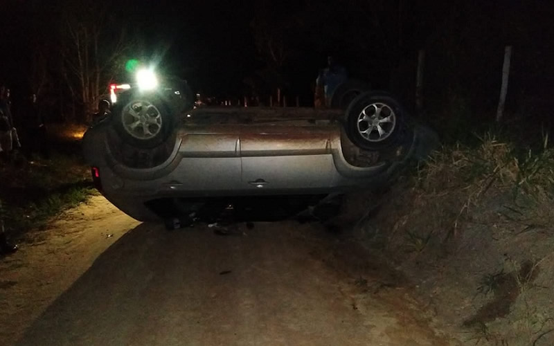 Um morto e dois feridos após acidente de carro na região de Cumuruxatiba