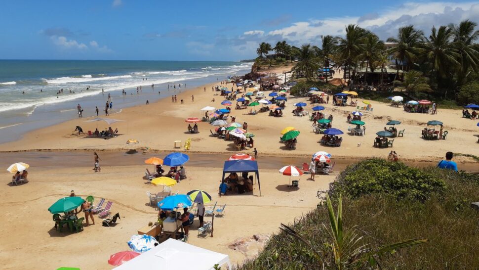 Carnaval de Mucuri, uma explosão de cores, ritmos e alegria à beira-mar