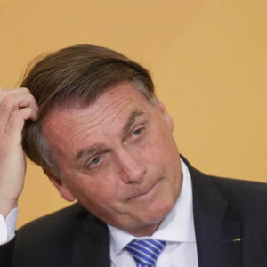 Bolsonaro pede ao Supremo devolução do seu passaporte