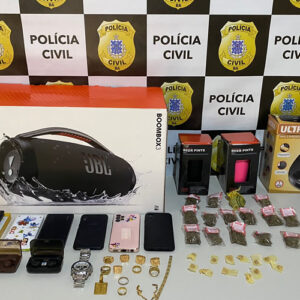 Casal suspeito de furtos que totalizam R$ 50 mil é preso por tráfico de drogas em Posto da Mata