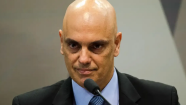 Moraes manda ex-assessor de Bolsonaro para presídio da Lava Jato
