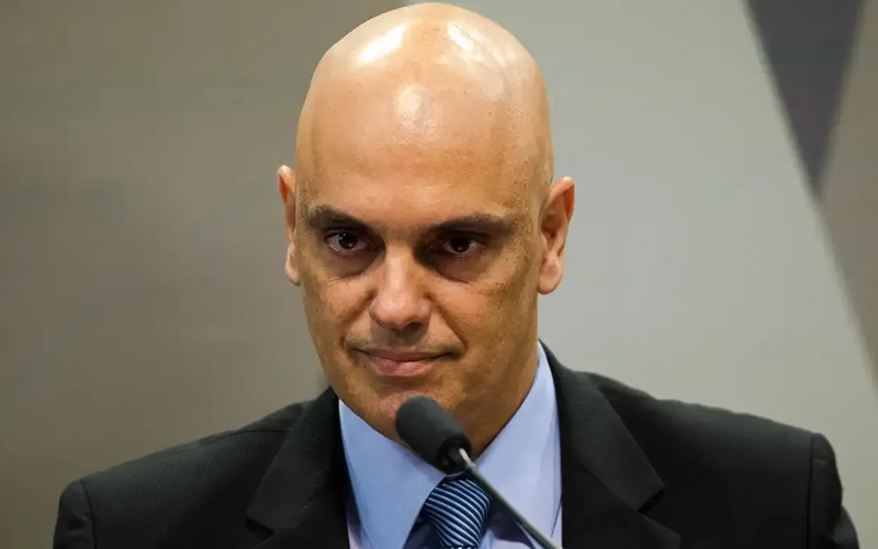 Moraes manda ex-assessor de Bolsonaro para presídio da Lava Jato