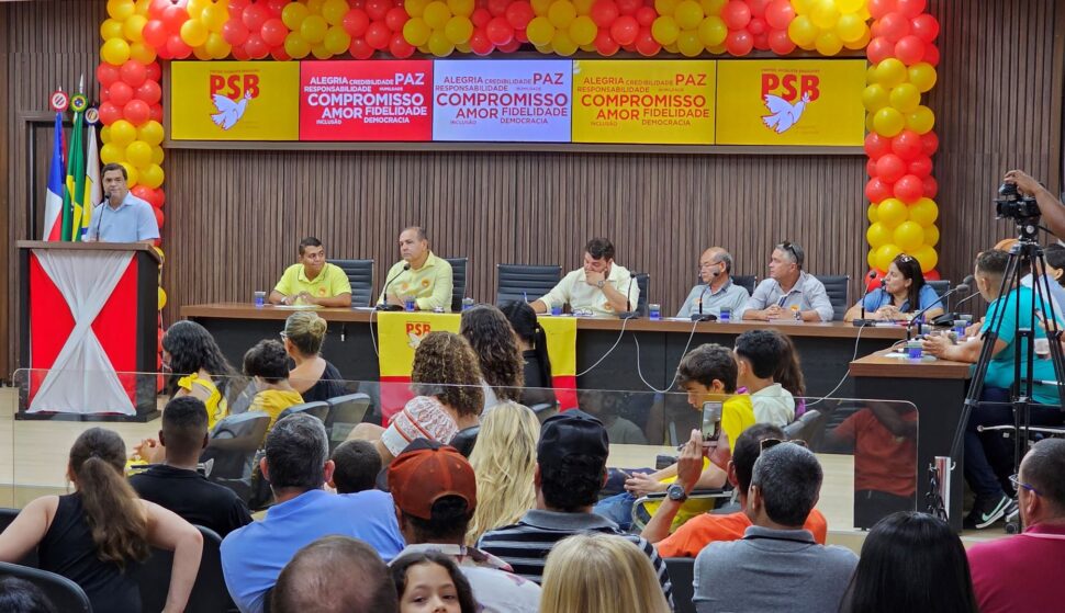 Prestigiada solenidade política marca posse da nova diretoria municipal do PSB em Teixeira de Freitas