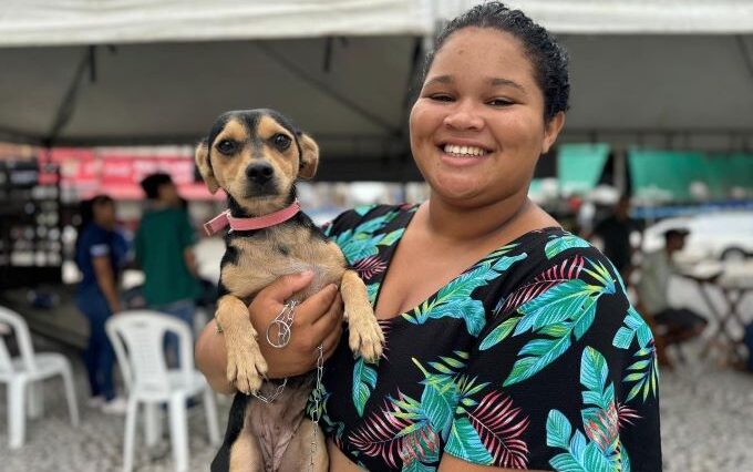 Feira da Adoção de Cães e Gatos em Eunápolis: Um mar de emoções e novos Laços de Amor