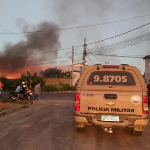 Depósito da Coelba pega fogo em Teixeira de Freitas