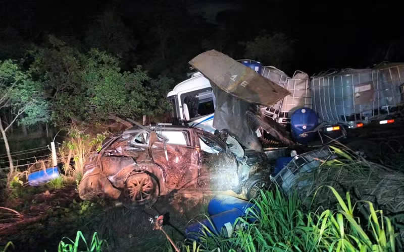 Primeira-dama e vereador eleito morrem em acidente de carro em Minas Gerais