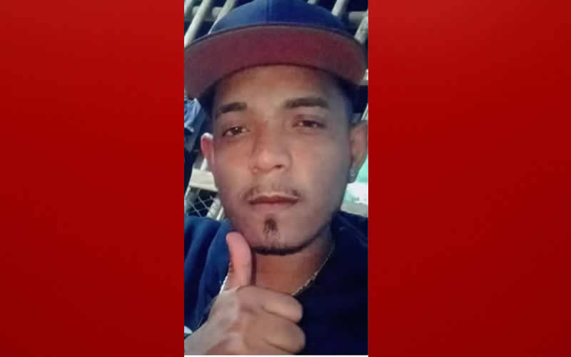 Um dos suspeitos de assassinar o DJ João Rebello se entrega à Polícia Civil de Trancoso