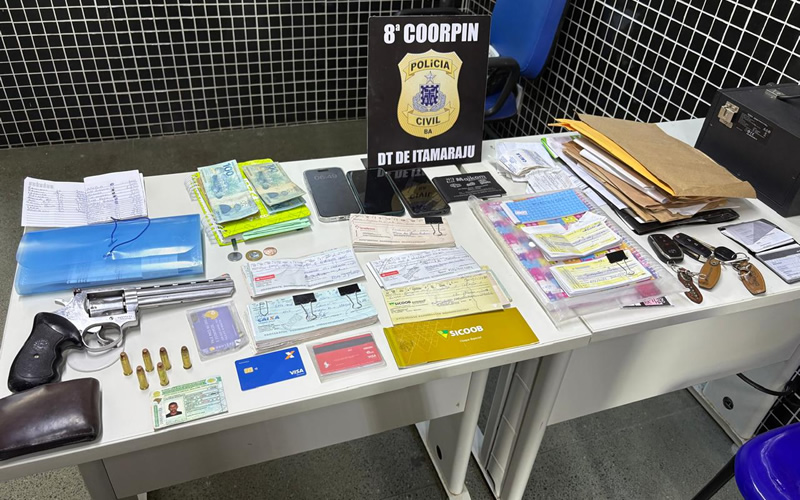 Homem é preso com arma de fogo e documentos relacionados à prática de agiotagem em Itamaraju