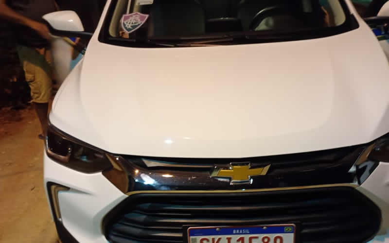 PM recupera em Itabela veículo roubado de taxista em Eunápolis