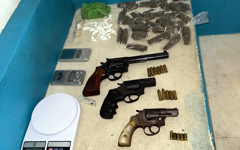 Identifcados suspeitos que morreram em confronto na cidade de Alcobaça 1 Identifcados suspeitos que morreram em confronto na cidade de Alcobaça