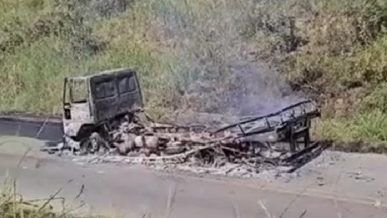 Indígenas mantêm bloqueio na BR 101 por quase 40 horas em Itamaraju