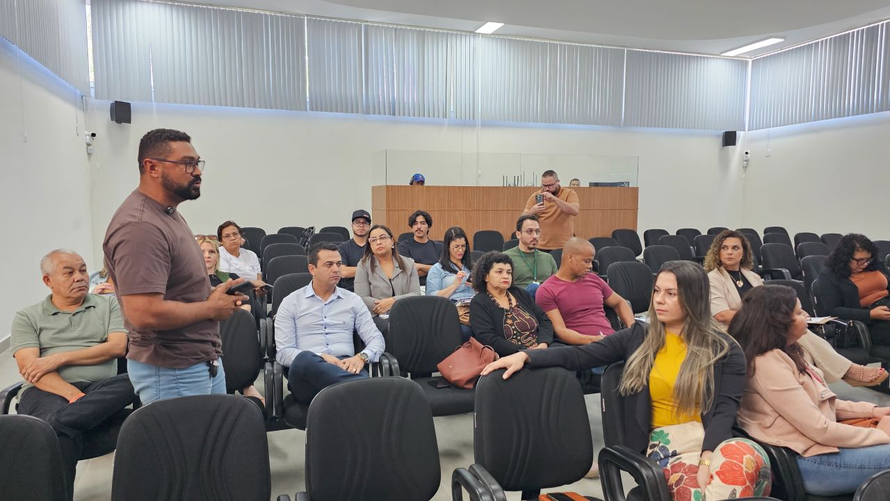 Mucuri realiza Audiência Pública e lança consulta eletrônica para elaboração do PPA 2026-2029 e LOA 2026
