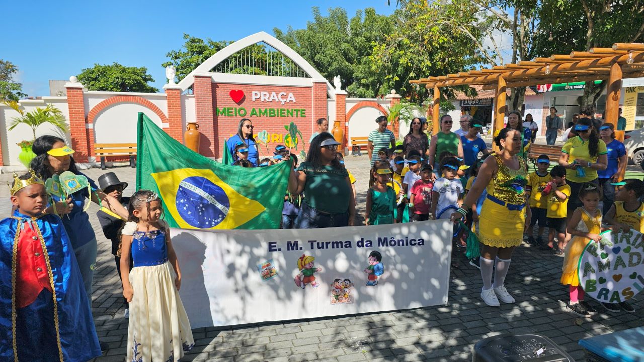 Desfile cívico e passeio ciclístico levam emoção e brasilidade ao 7 de Setembro em Mucuri