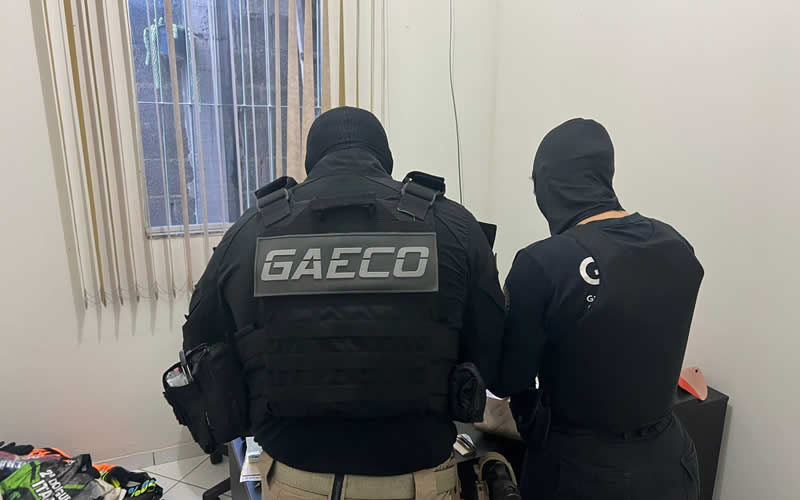 Teixeira: MPBA cumpre mandado de busca contra operador de comércio ilegal de veículos adulterados na BA e ES 1 Teixeira: MPBA cumpre mandado de busca contra operador de comércio ilegal de veículos adulterados na BA e ES