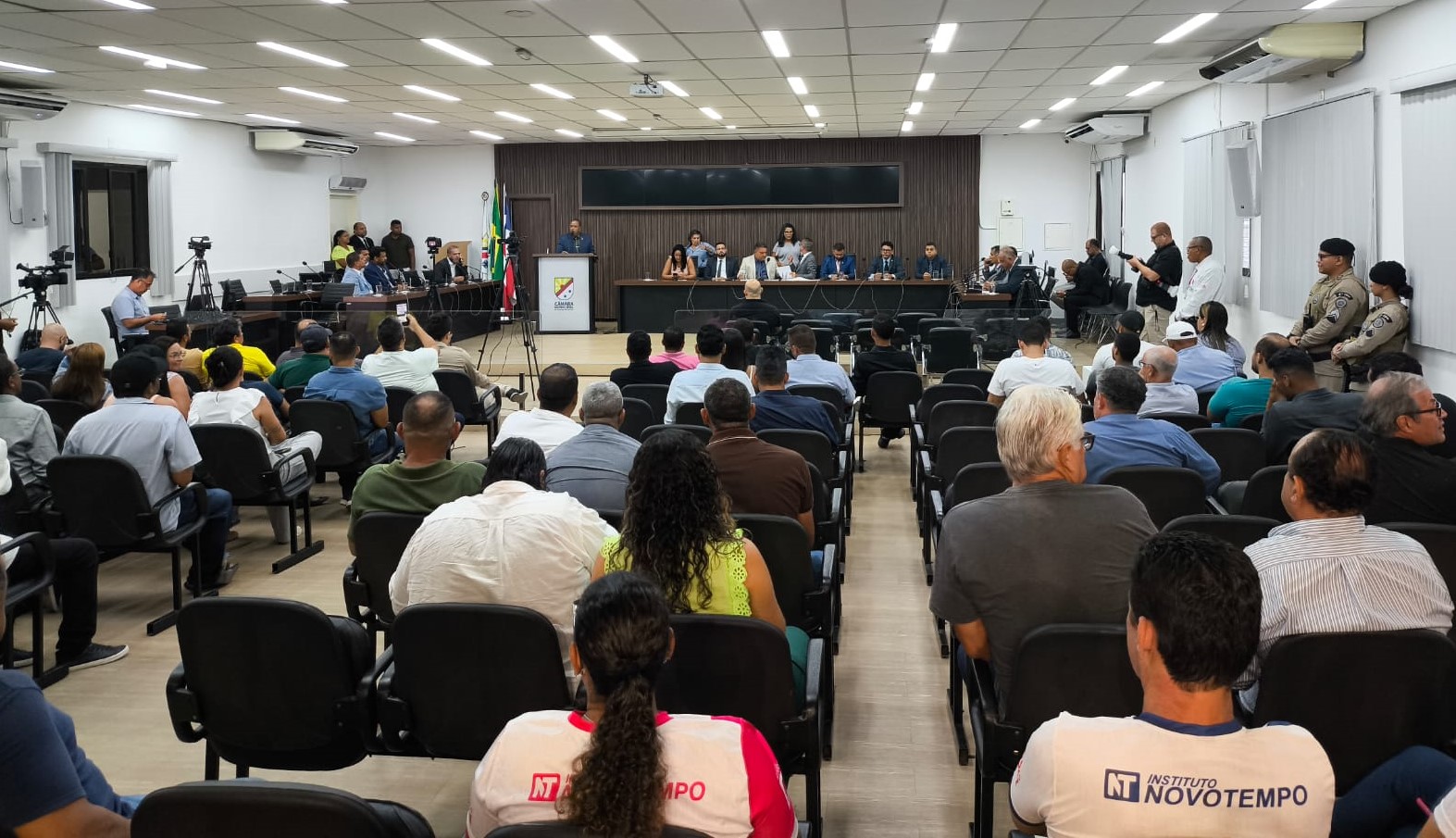 Jonatas Santos derrota grupo do prefeito e é reeleito presidente da Câmara Municipal de Teixeira de Freitas 2 Jonatas Santos derrota grupo do prefeito e é reeleito presidente da Câmara Municipal de Teixeira de Freitas