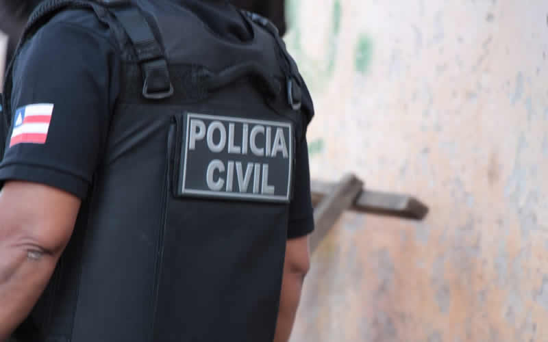 Homem é preso por violência doméstica e maus-tratos a animal em Eunápolis 1 Homem é preso por violência doméstica e maus-tratos a animal em Eunápolis