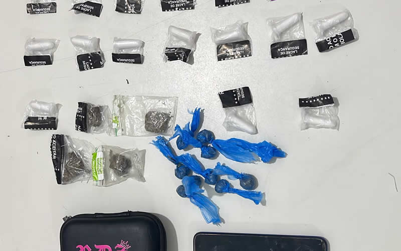 Casal é preso por tráfico de drogas em Posto da Mata 1 Casal é preso por tráfico de drogas em Posto da Mata