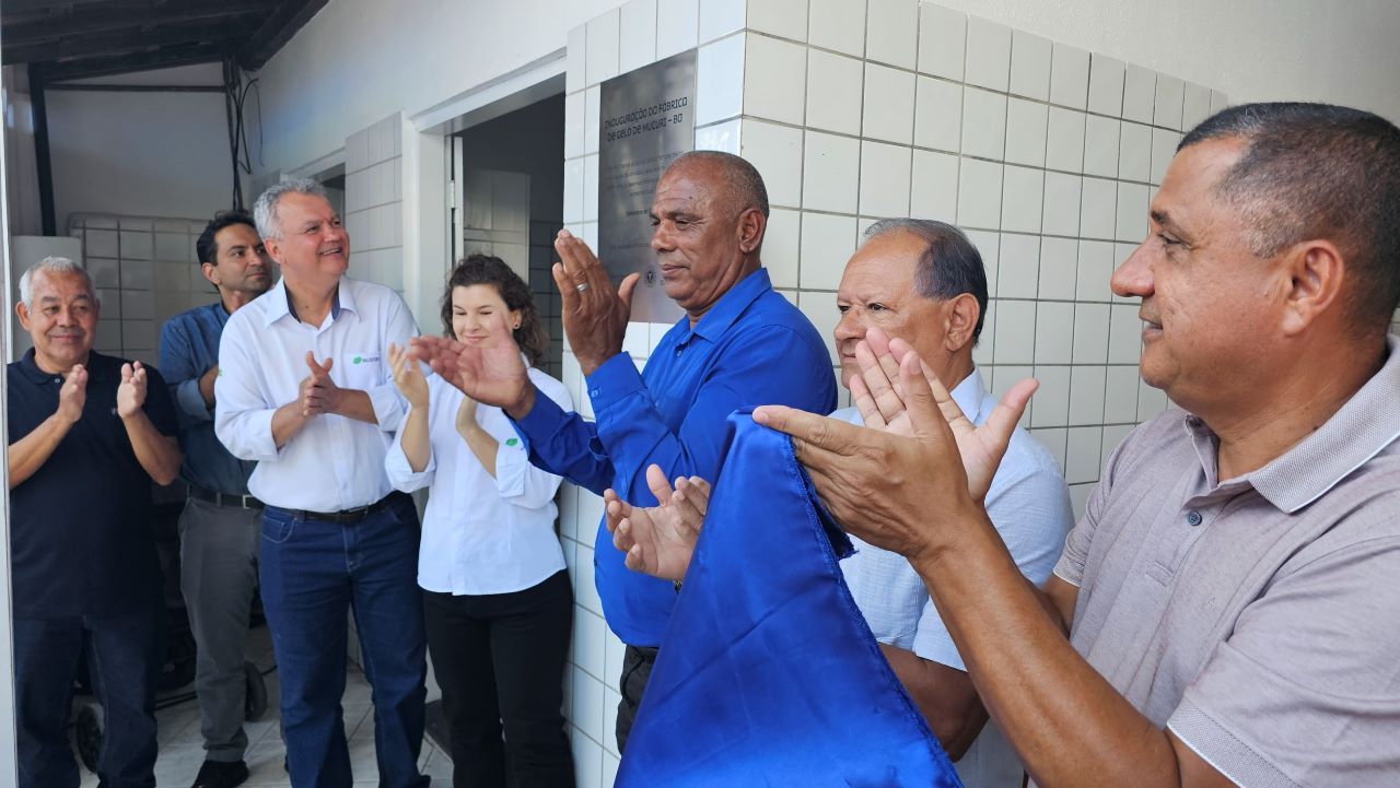 Mucuri inaugura Fábrica de Gelo e fortalece cadeia produtiva da pesca com parceria entre Prefeitura, Suzano e Colônia Z-35