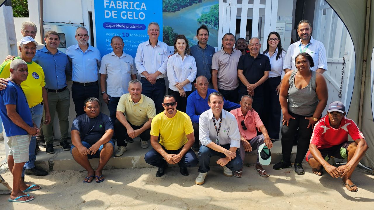 Mucuri inaugura Fábrica de Gelo e fortalece cadeia produtiva da pesca com parceria entre Prefeitura, Suzano e Colônia Z-35