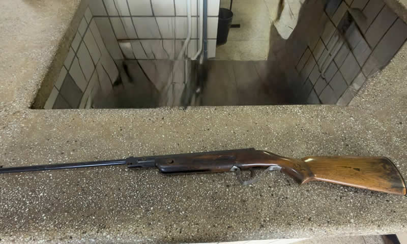 Polícia Militar prende homem por ameaça e porte ilegal de arma de fogo em Teixeira de Freitas 1 Polícia Militar prende homem por ameaça e porte ilegal de arma de fogo em Teixeira de Freitas