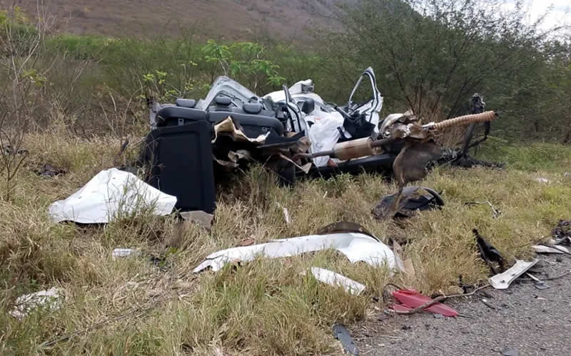 Mãe e filha morrem em grave acidente na região de Jequié 1 Mãe e filha morrem em grave acidente na região de Jequié