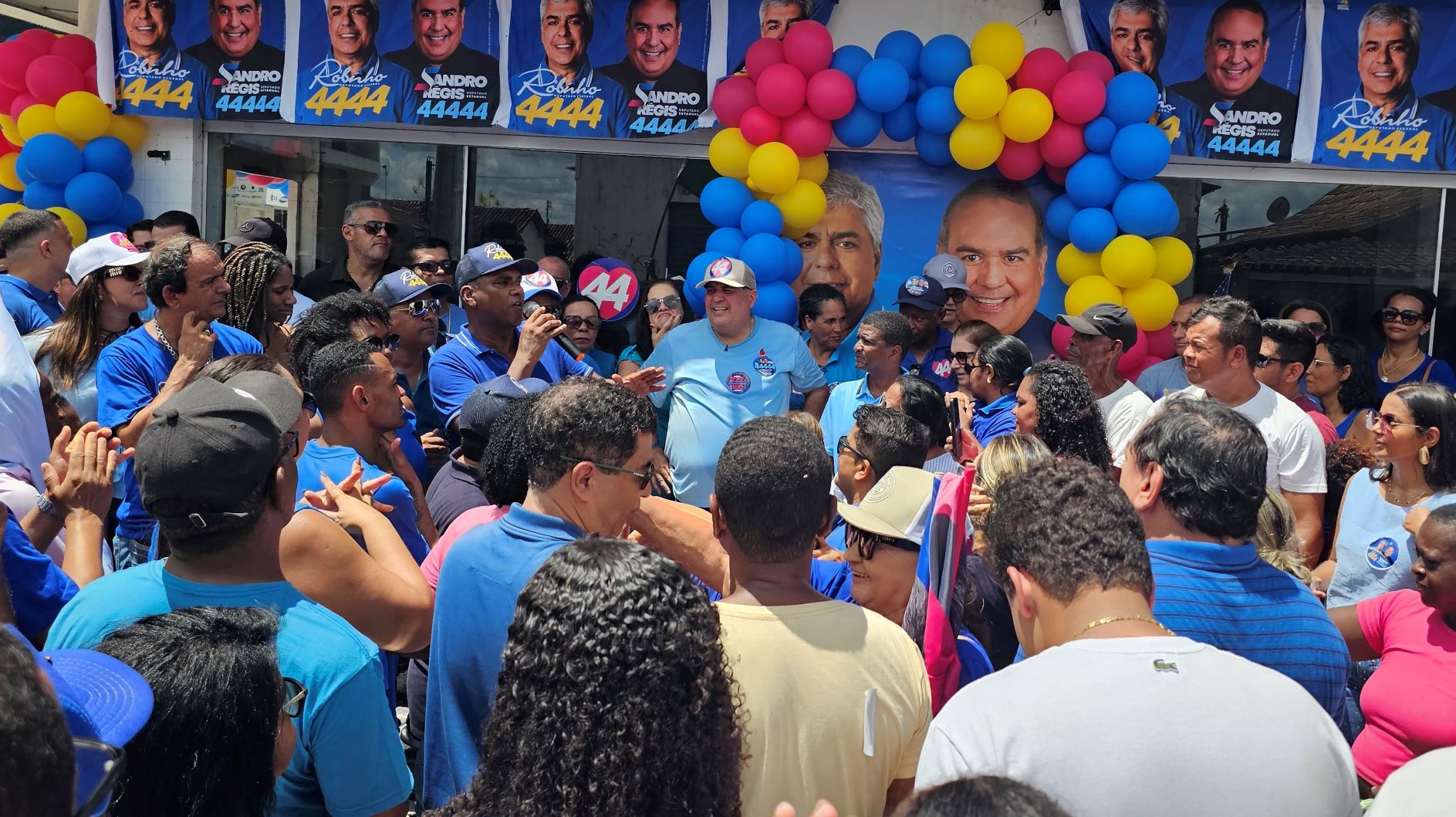 Robertinho transforma Mucuri em demonstração de força eleitoral com maioria dos votos aos seus candidatos no Município