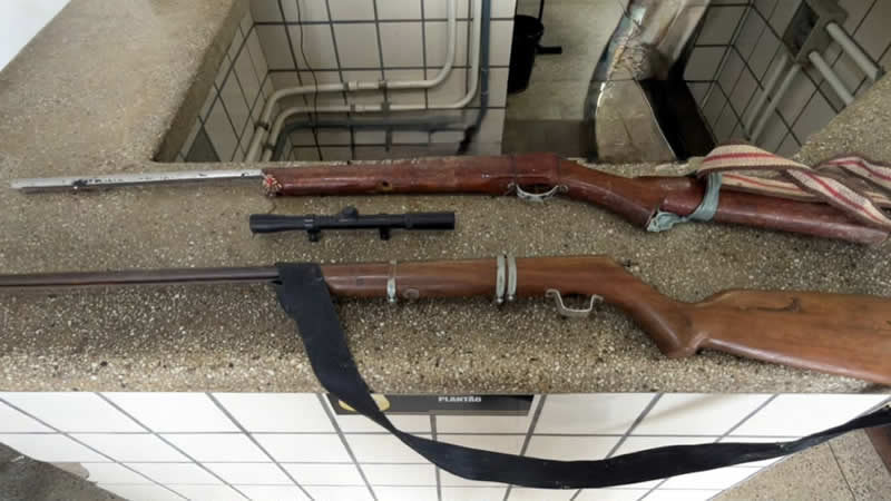 Polícia apreende duas armas de fogo em Teixeira de Freitas 1 Polícia apreende duas armas de fogo em Teixeira de Freitas