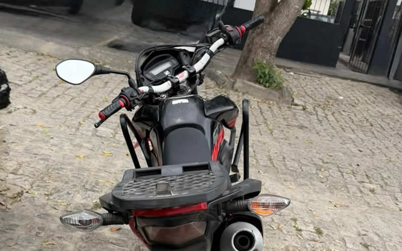 Polícia Militar recupera veículo roubado em Teixeira de Freitas 1 Polícia Militar recupera veículo roubado em Teixeira de Freitas