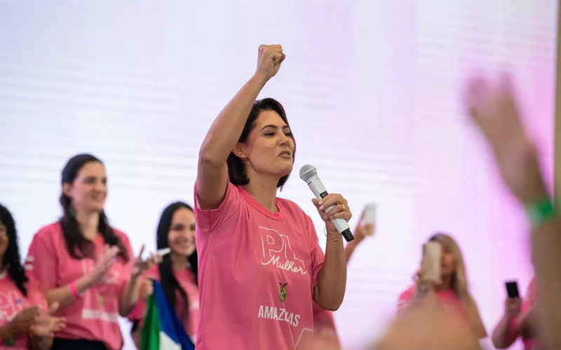 Michelle Bolsonaro é a 1ª ex-primeira-dama a exercer cargo eletivo 1 Michelle Bolsonaro é a 1ª ex-primeira-dama a exercer cargo eletivo