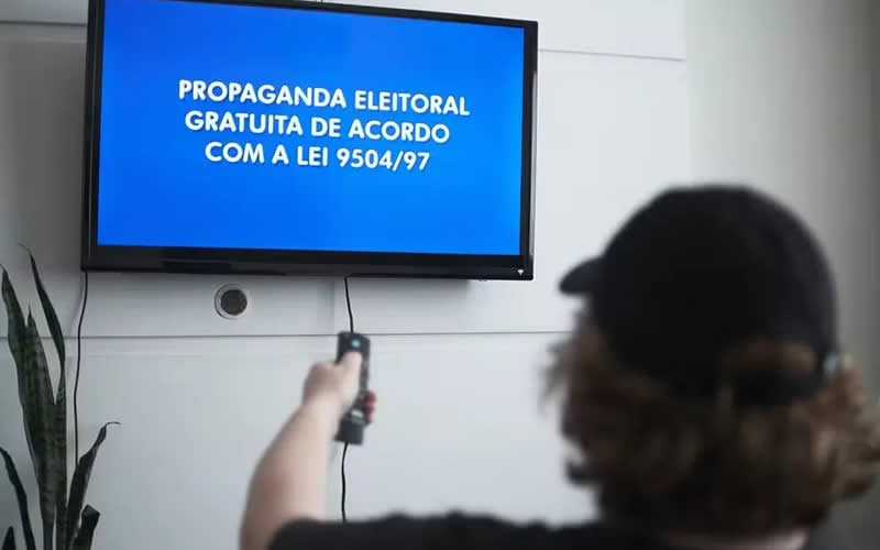 Propaganda eleitoral no rádio e na TV termina nesta quinta-feira (1º) 1 Propaganda eleitoral no rádio e na TV termina nesta quinta-feira (1º)