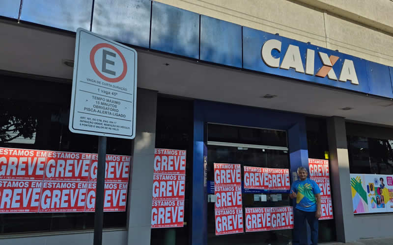 TST determina que 60% dos bancários da Caixa voltem ao trabalho 1 TST determina que 60% dos bancários da Caixa voltem ao trabalho