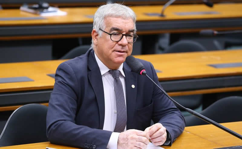 Com mais de 100 mil votos Zé Neto fica de fora da Câmara 1 Com mais de 100 mil votos Zé Neto fica de fora da Câmara